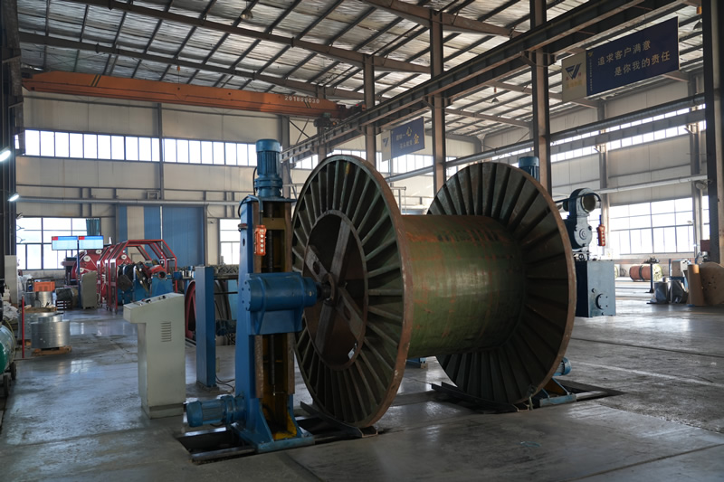 ���³���